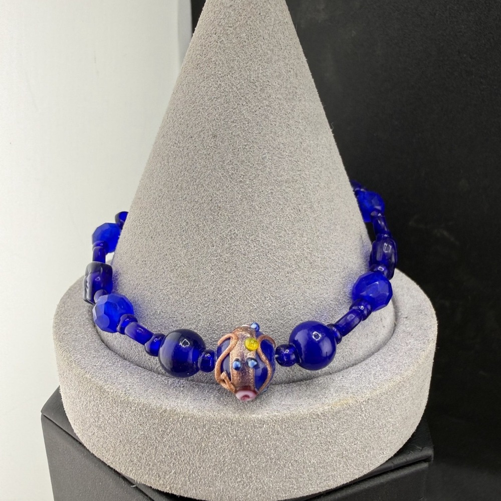 Vintage‎ Wedding Cake Bead Bracelet Blue Glass Beaded 8"